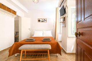 Corfu old town Akis studio Liston square area - 4