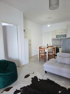 Sea View Apartment, Ionian Coast, Vlore - 1