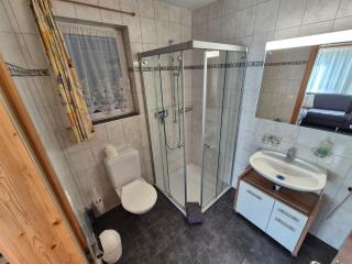 Chasa Aquileia - Engadin Scuol, Abenteuer, Genuss, gemeinsame Zeit, Terrasse, Bergblick - 3 SZ & 3 Bäder, PP - 3