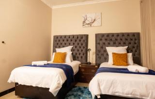 River Bridge Lodge - 8