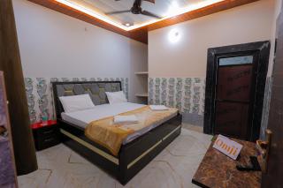Omji Niwas - Kalyan Keshar Dham - 5