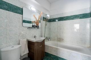 Araminta 2-BR Apartment & Balcony in Larnaca - 2