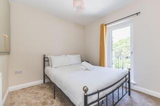 Modern 2BDR 2BA Oasis near Richmond and Twickenham - 7