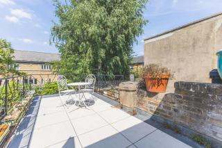 Modern 2BDR 2BA Oasis near Richmond and Twickenham - 4