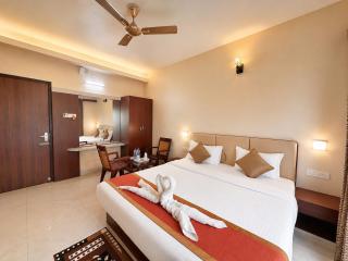 Hotel Golden Wave Puri - Baliapanda Housing Colony - Near Golden Beach- Parking - Restaurant - 6