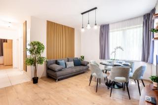 Prime Stay - Deluxe 3 Bedroom Family Apartment - Parking Included - 7
