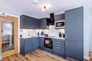 Harrogate House Apt 4 - Cheltenham Parade Loft - 1