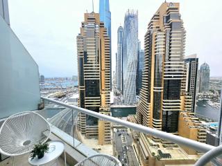 SUNRISE HOMES - A Stylish Studio in Botanica Tower - 9