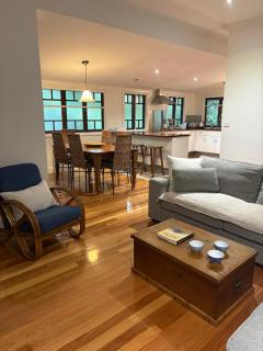 Sage House - 7