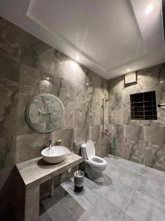 Shelton Hotel Gulberg - 4