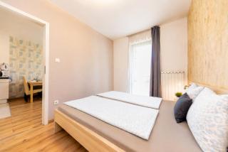 Prime Stay - Modern 1 Bedroom Apartment with 2 Balcony & Parking Included - 1