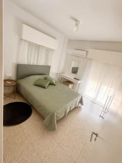 Theo 302 - Comfort 2 Queen Bdr Nicosia with Parking - 7