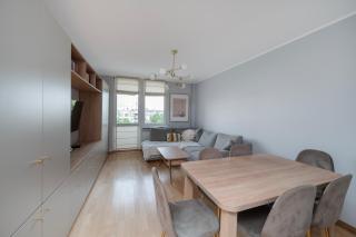 Piotrkowska Spacious Apartment by BookingHost - 8