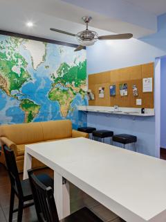 Central Park West Hostel - 6