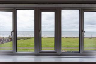 Westshore Retreat - Donnini Apartments - 6