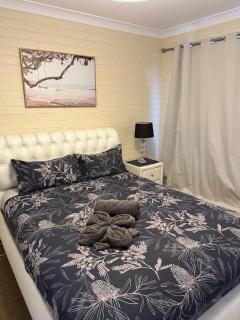 Peaceful 2 Bedroom 2 Story Apartment - 6