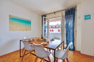 Large Terrace, 2-Bedroom Apartment in Geneva - 5