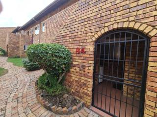 Springfields Executive Apartment, a Modern Comfort - Sandton - 2