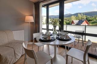 Triventi Śnieżka View Apartment z Garażem i Słonecznym Balkonem - 9