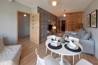 Triventi Śnieżka View Apartment z Garażem i Słonecznym Balkonem - 3