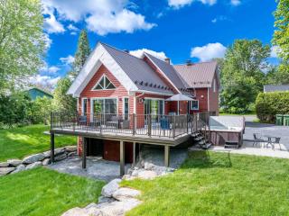 Spa Pool Table & Waterfront - Terrasse Lac Aylmer - 0