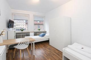 StayFab Rooms & Apartments - 1