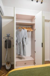 Stylish apartment in a touristic center - 9