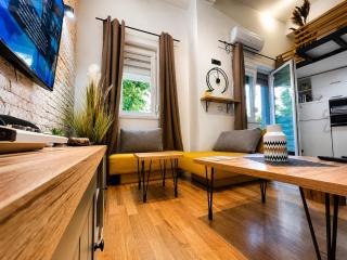 Lifestyle Gallery Apartment - 9