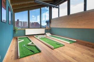 Alpine Clubhouse Wellness-Entertainment-Villa - 9