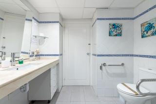 797 Holiday Rentals- Precioso piso con vistas al jardin en Benalbeach - 2