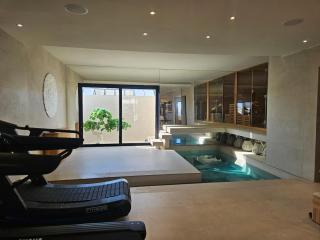 Ocean View Apartment with Own Private Gym Sauna & Plunge Pool - 5
