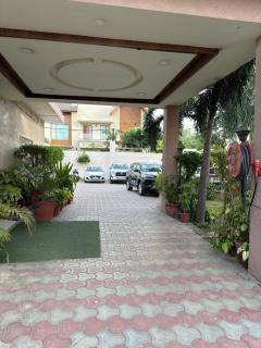 Sheela Stays - 1