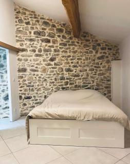 Le Bastion, 15 guests, 5 suites, 5 baths, AC - 5