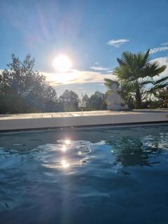 Beautiful air-conditioned villa with pool and hot tub - 6