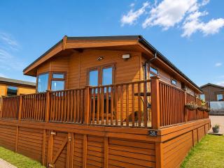 Ocean Meadow Lodge - Luxury Coastal Escape Devon - 0