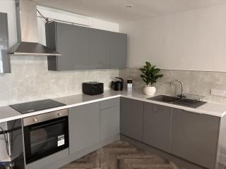 Springbank - 3 Bed garden view - 8