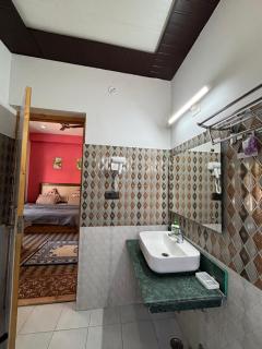 Hidden Leaf Homestay - 3