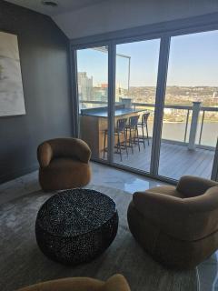 Luxury Living and Skyline Views at our Grandview Retreat - Pittsburgh - 8