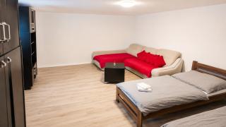 Family House Renovated, 3x Parking, Most pri BA - 1