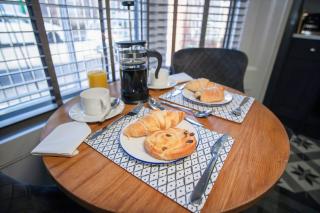 Stylish 1BR Home Near Station by Stay With Us - 2