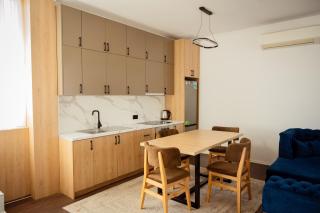 Rooftop Apartment with Garden and Jacuzzi - 7