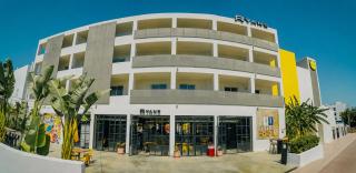 Ryans Lolas Ibiza - Adults Only - 9