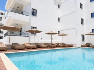 Avenue by Deserve - 8