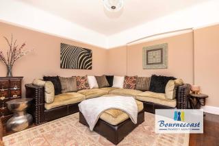 DINGLE RETREAT by BOURNECOAST - A Beautiful, Spacious and Modern Holiday Home with Garden and Parking - HB6262 - 8