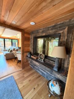 White River Retreats luxury lodges with Private Wood Fired Hot Tubs - 5