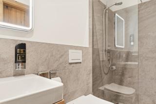 Hotel Lebzelter Straßwalchen, Familien und Business Aufenthalt, Seengebiet, Erlebnispark - 4