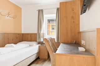 Hotel Lebzelter Straßwalchen, Familien und Business Aufenthalt, Seengebiet, Erlebnispark - 3