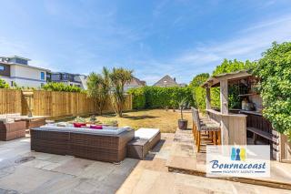 DINGLE RETREAT by BOURNECOAST - A Beautiful, Spacious and Modern Holiday Home with Garden and Parking - HB6262 - 4