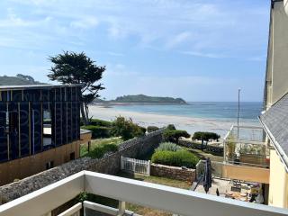 Appartement balcon vue mer, séjour bord de plage en couple - 9