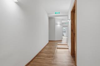 Hotel Lebzelter Straßwalchen, Familien und Business Aufenthalt, Seengebiet, Erlebnispark - Strasswalchen - 7